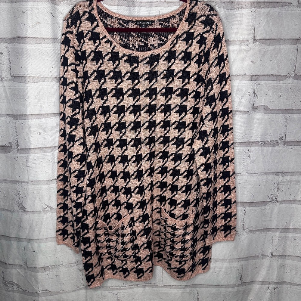 Nina Leonard Long-sleeve Houndstooth Sweater